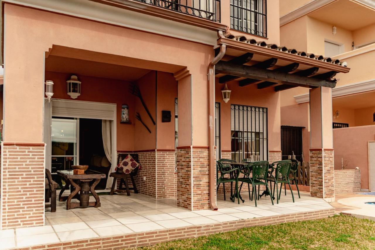 Villa Estilo Mediterranea Con Piscina, Jardin, Bbq Y Jacuzzi - Villa Bel Air Real إِستيبونا المظهر الخارجي الصورة