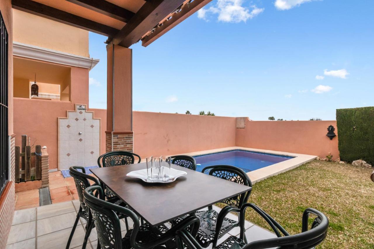 Villa Estilo Mediterranea Con Piscina, Jardin, Bbq Y Jacuzzi - Villa Bel Air Real إِستيبونا المظهر الخارجي الصورة